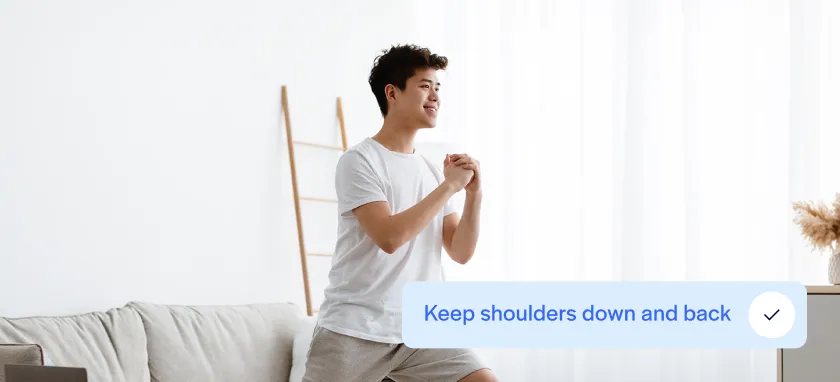 Person receiving postural feedback while doing a bulgarian squat at home